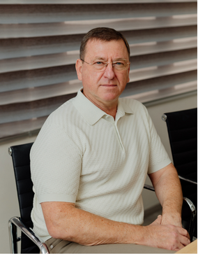 Александр Попов — директор Александр Попов — директор в VIZUS H.C. LTD